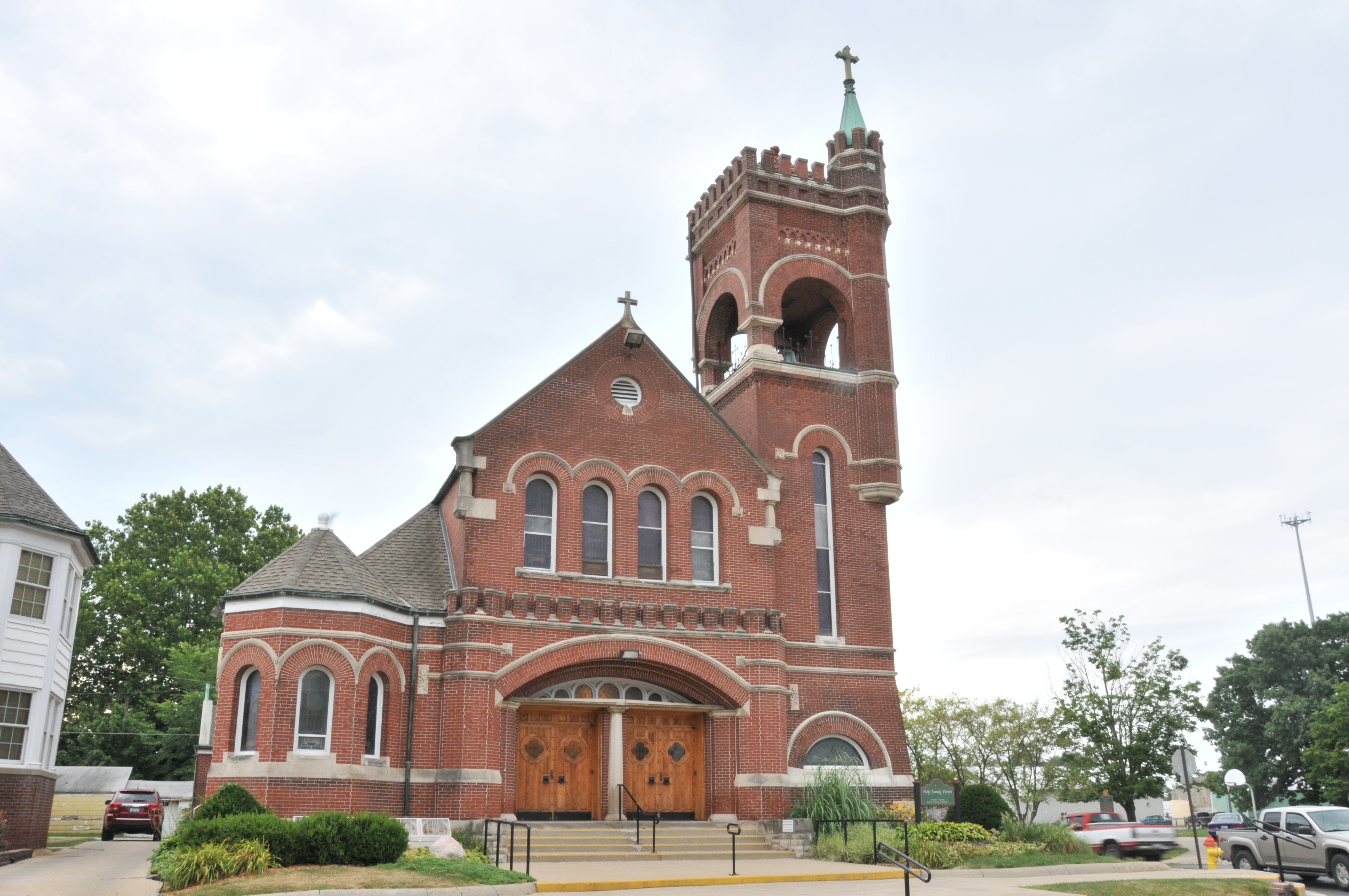 Holy Family Catholic Church
