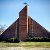 Holy Name Catholic Church - Resurrection Parish 