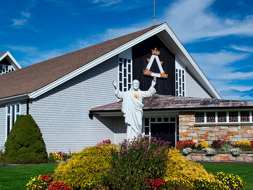 Holy Trinity Catholic Church