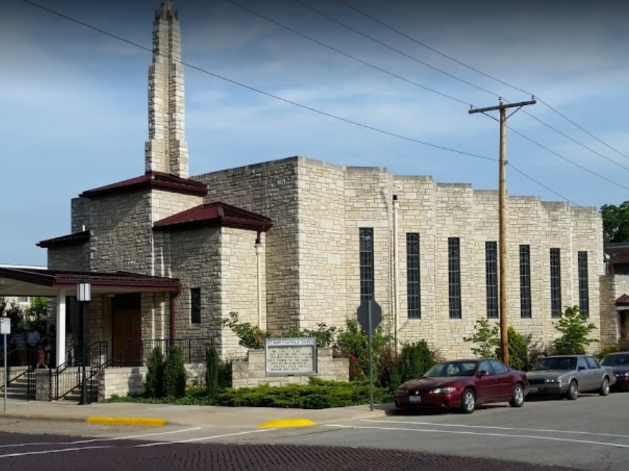 St Mary's Catholic Church 116 W Adams, Taylorville, IL 62568